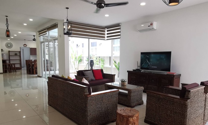 Gelugor Casa | Palm Residence