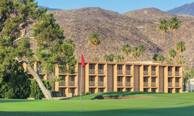 Palm Springs Complejo | Palm Springs, CA: 1BR Condo, Pet-Friendly Resort w / Pool, Golf, Atracciones Cerca