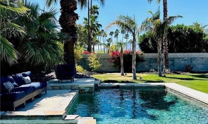 Sunrise Vista Chino Casa | Palm Springs Getaway Experience / 4 beds 3 baths / Pool+Spa+Yard+Furnished