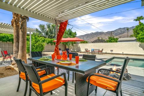 Palm Springs Casa | Palm Springs Joy Pool Spa Views