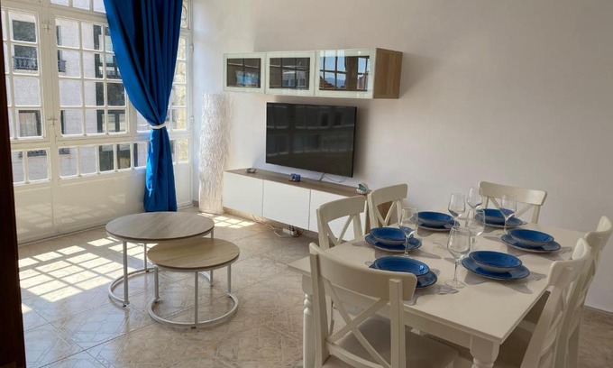 Insuela Apartamento | Palmeira grande y luminoso
