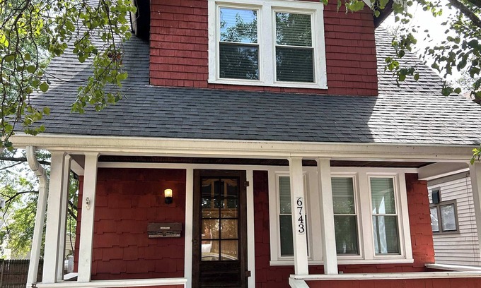 Roselawn Finance Casa | Palmetto 2 Bed Family House in Cincy near Oakley
