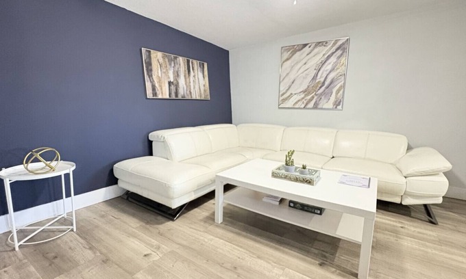 Coral Terrace Casa | Palmetto Palms Miami Home | Near Airport