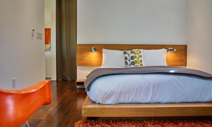 Venice Casa | Palms Place