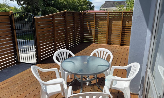 Palmerston North Casa | Palmy Hideaway - Dog Friendly