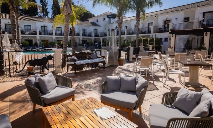 San Pedro de Alcántara Hotel | Paloma Blanca Boutique Hotel Puerto Banus
