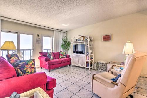Sunnyside Apartamento | Panama City Beach Retreat with Pool and Ocean Views!