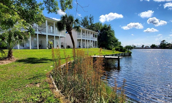Panama City Casa | Panama City. Historic St. Andrews Waterfront
