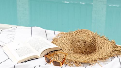 Yamba Casa | Pandanus - Spacious Waterfront Escape