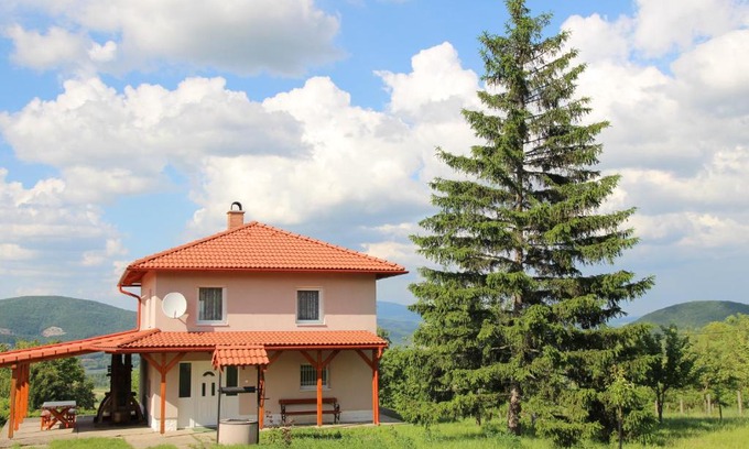 Esztergom Apartamento | Panoráma Apartman