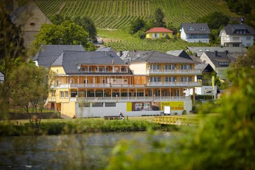 Krov Hotel | Panorama Hotel & Restaurant