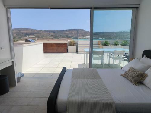 Mgarr Apartamento | Panorama Lounge - Romantic Getaway with private pool