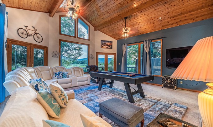Davis Casa | Panorama Point - Gorgeous views, hot tub, theater