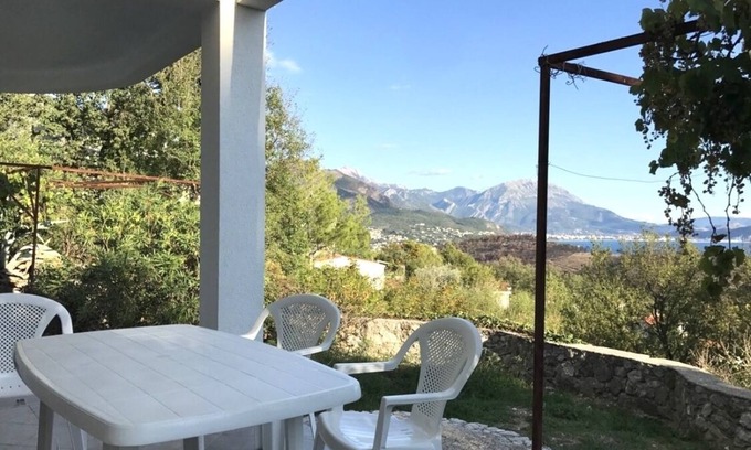 Sutomore Apartamento | Panorama view 2-Bed Apartment in Sutomore