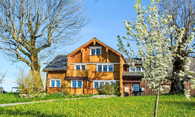 Schlatt-Haslen Apartamento | Panoramablick by Interhome