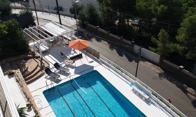 Castelldefels Apartamento | PANORAMIC 4 APARTMENTS Castelldefels / PISCINA Y VISTAS AL MAR