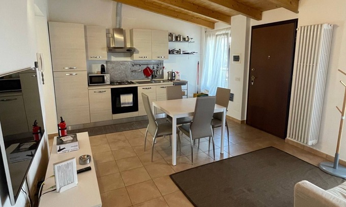 La Fontana Apartamento | Panoramic Apartment in Isola - Milan