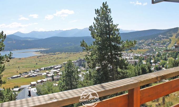 Les Angles Chalet De Esquí | Panoramic lake and mountain views, Bas de Chalet