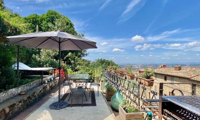 Montalcino Casa | Panoramic Nest In Montalcino