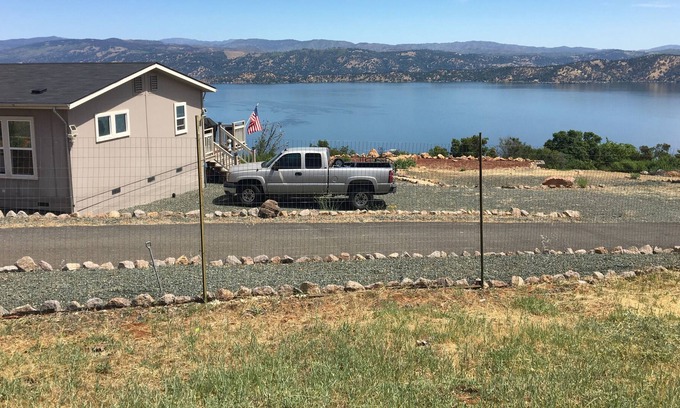 Kelseyville Casa | Panorámico paraíso en Clearlake Kelseyville Ca. Aventuras de vino, comida y lago