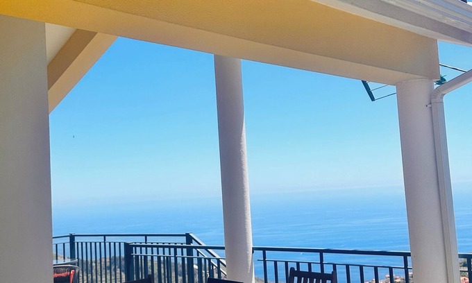 Campanario Casa | Panoramic sea and Mountain View 2 Bedroom House