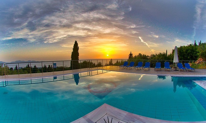 Mesovounia Casa | Studios Vrionis Panoramic Sunset