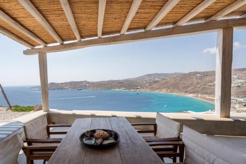 Elia Apartamento | Panoramic View Apartment @ Elia beach