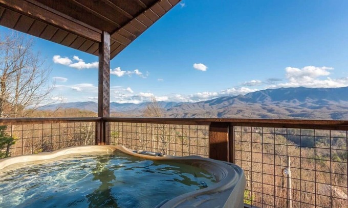 Gatlinburg - Pigeon Forge Cabina | Panoramic Views GSMNP/Near Downtown Gatlinburg