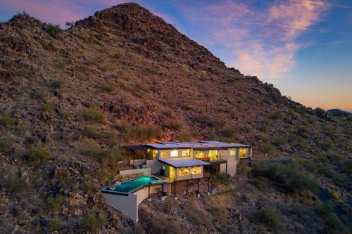 Turquoise Hills Casa | Panoramic Views Private Pool Patio Lounge w Firepit Royal Palm by AvantStay