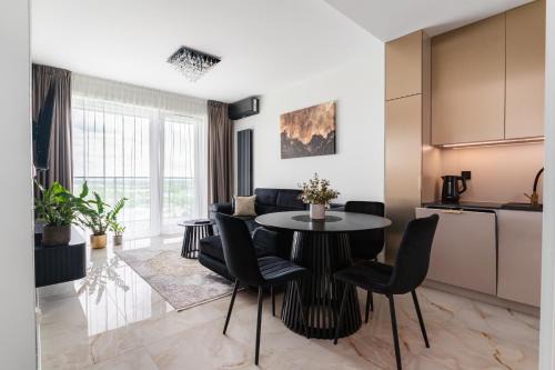 Nowe Miasto Apartamento | Panoramica House 17 piętro, darmowy parking,samodzielne meldowanie, faktura vat