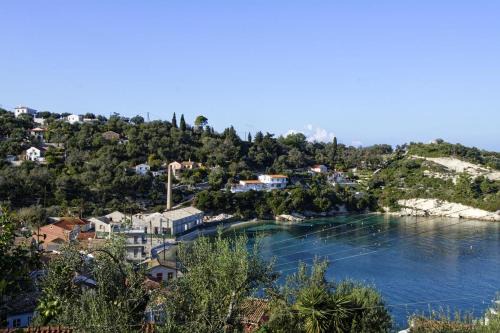 Karpenisi Apartamento | Panos Apartments