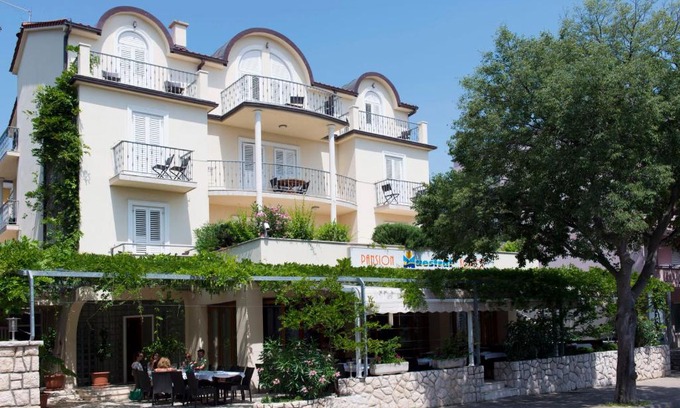 Novi Vinodolski Casa | Pansion Maestral