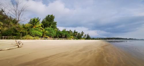 Java Casa | Pantai Camara Homestay