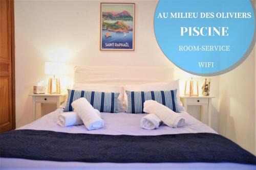 Tavernes Cama Y Desayuno | PantaiaHomes - My Little Garden - Piscine - Vue panoramique
