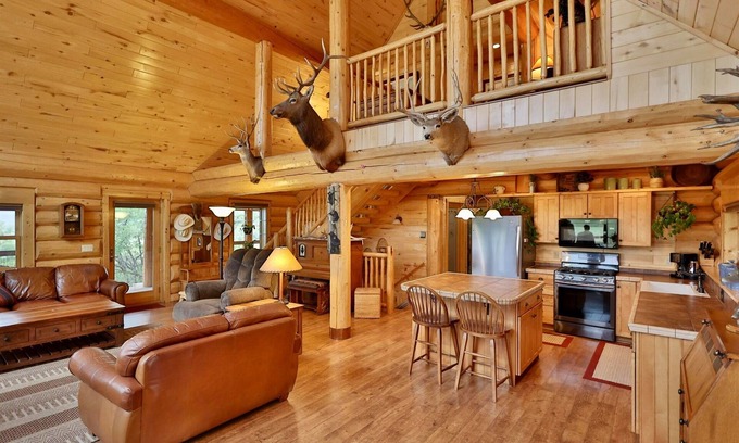 Paonia Cabina | Paonia Cabin