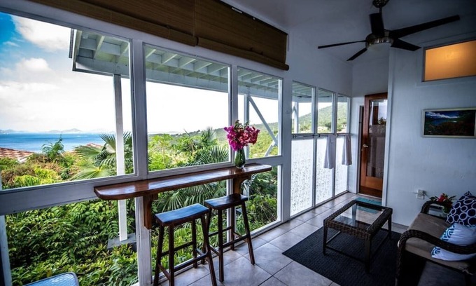 Estate Enighed Apartamento | Papaya Suite at Sunset Serenade