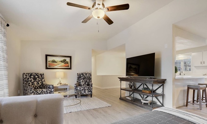 Appleton Casa | Paper City Oasis - 5 Min from the ATW Airport, Shopping and Downtown!