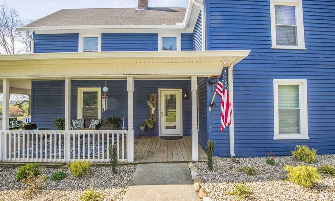 Kodak Casa | Par for the Course Inn