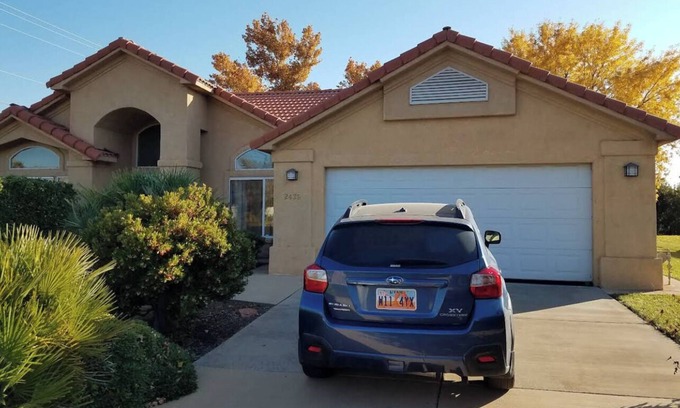 St. George Casa | PARADE OF HOMES WINNER-FABULOUS RATE-NO SALES TAX-31 Minimum night stay.