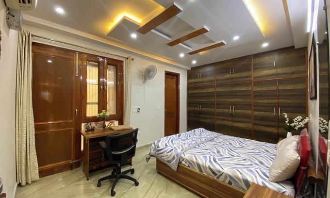 Janakpuri Apartamento | Paradise 4BHK Apartment Terrace, AC, WIFI, Metro, Events