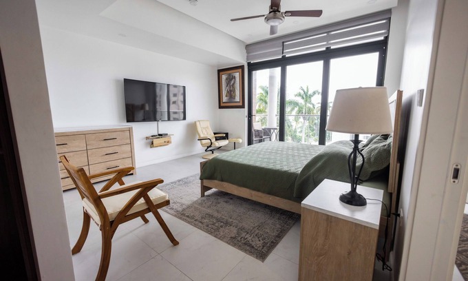 Montego Bay Condominio | Paradise Bay Great View Luxury 2BR Condo