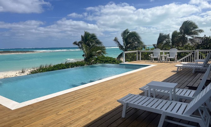 Green Turtle Cay Casa | Paradise Beach House a new 4 bedroom beachfront house with pool