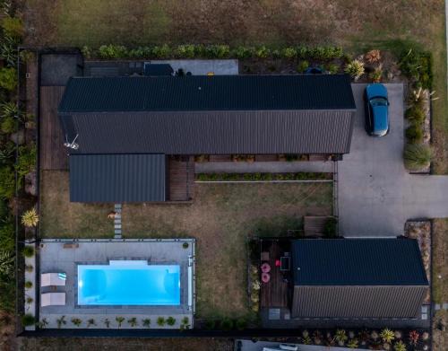 Wharekaho Casa | Paradise by Simpsons beach