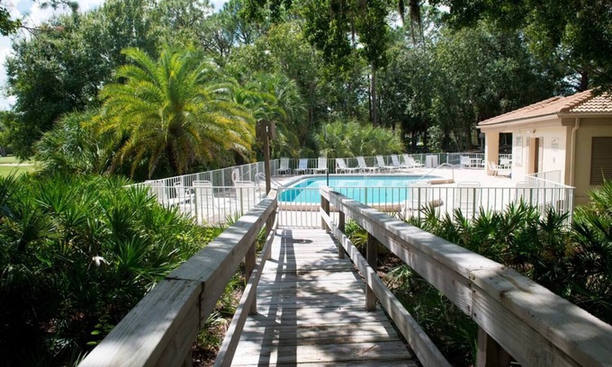 The Meadows Condominio | Paradise Found! A Pristine Hideaway ~ the Meadows