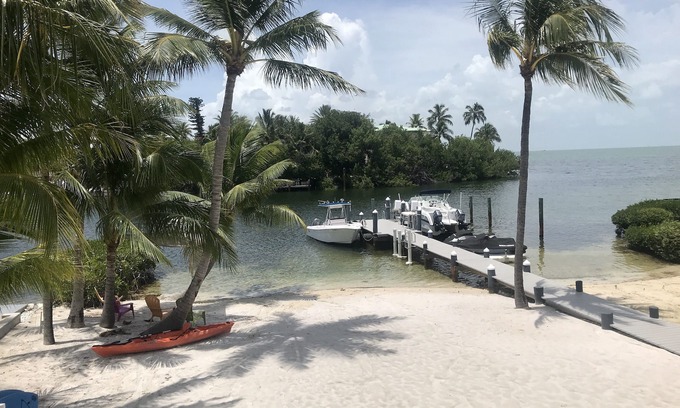 Islamorada Casa | Casa de playa, WiFi, bañera de hidromasaje, vista al mar / bahía, muelle ... ¡Paraíso!
