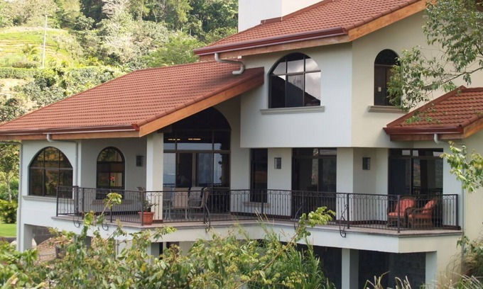 San Ramón Casa | Escapada Paraíso en Costa Rica