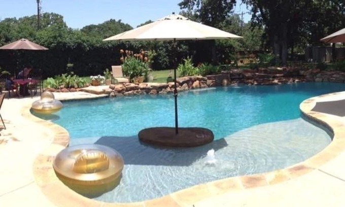 Keller Casa | Paradise Home with Pool and Complete Outdoor Living Area w Grill and Fireplace