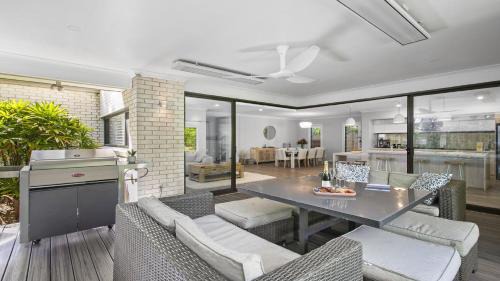 Pearl Beach Casa | Paradise in Pearl-walk to beach, ducted air