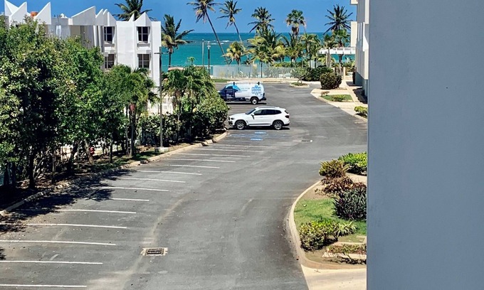 Rio Grande Apartamento | Paradise in Rio Grande, PR next to the St. Regis Beach Resort sleep 6-2B/3B.