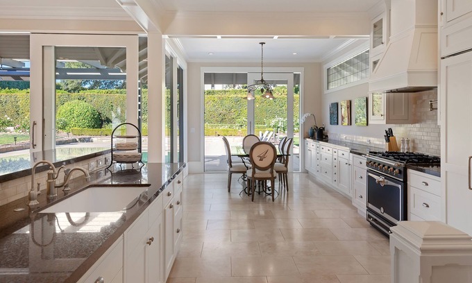 Upper East Casa | Paradise is Real | Luxurious 5 BDR Estate w/ Pool, Hot Tub, and Plush Outdoor Se
